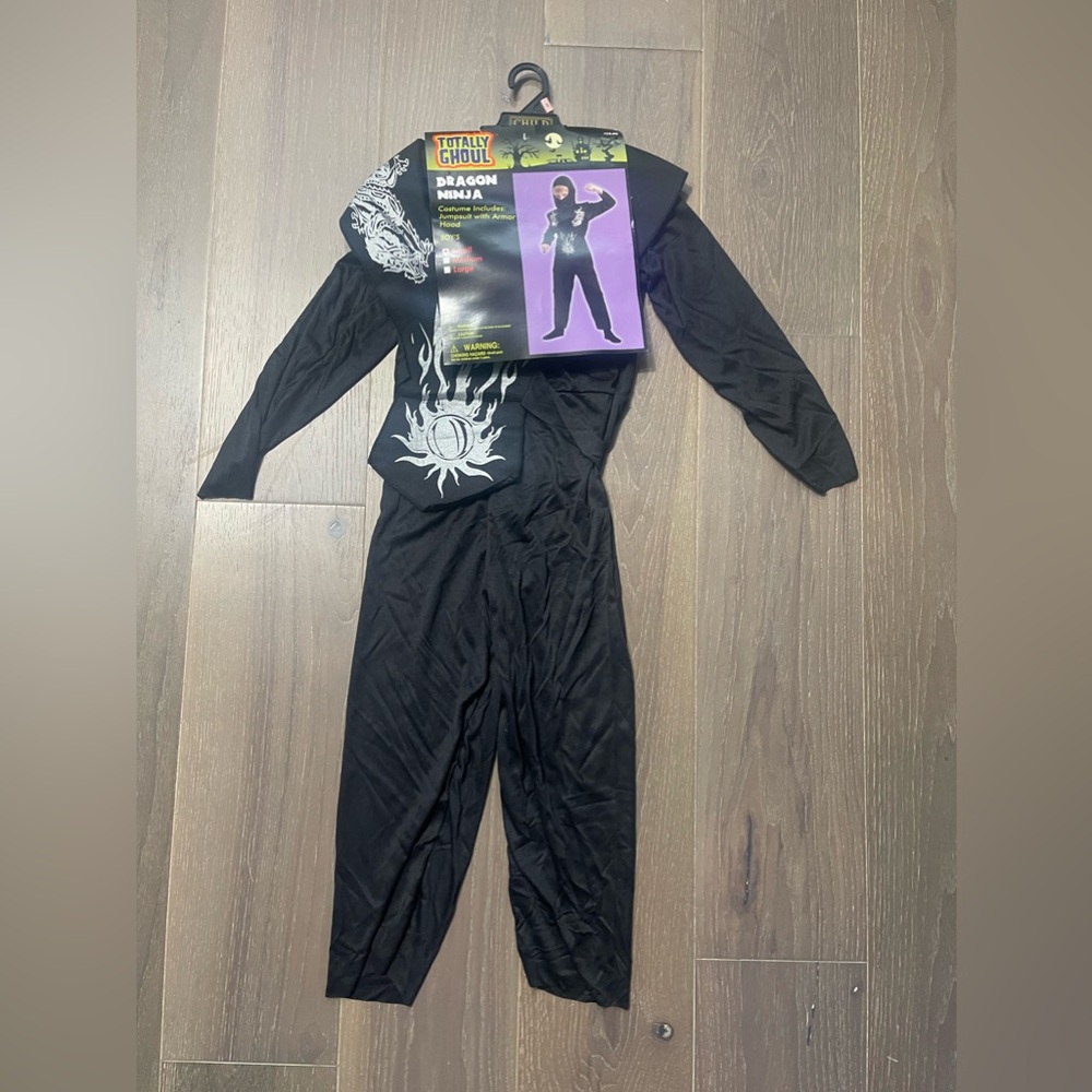 Totally ghoul Dragon ninja child costume. NWT small